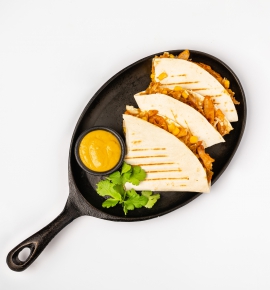 Kesadilija su „Chipotle" vištiena ir kukurūzais